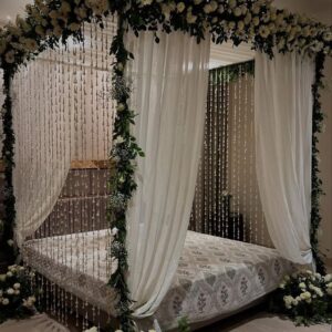 Ivory Dreamy Canopy